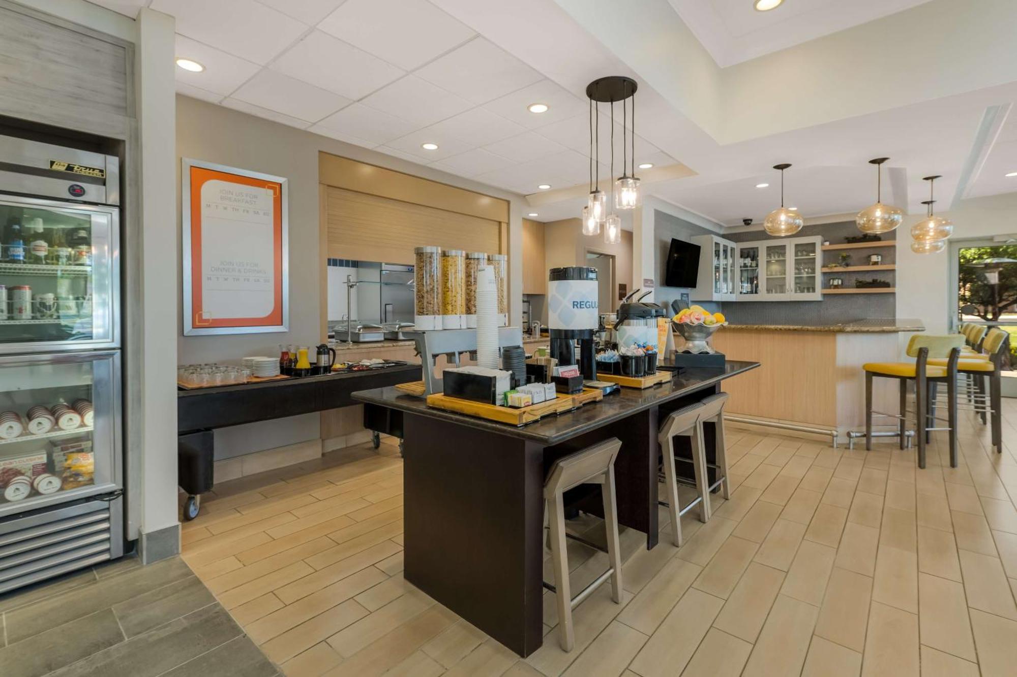 Hilton Garden Inn Rockford Luaran gambar